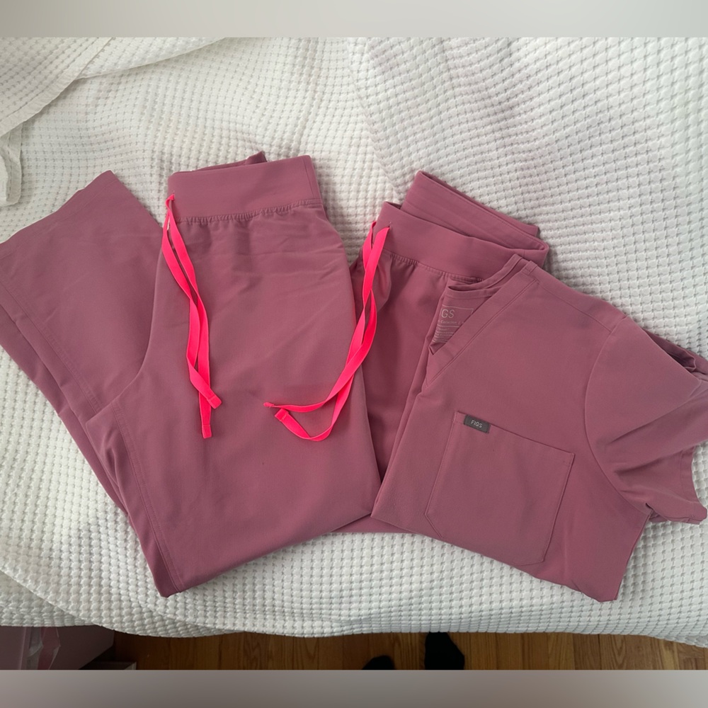Figs scrub set